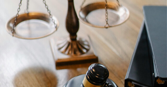 California Woman Helped Hundreds of Illegal Migrants Get Green Cards with False Medical Records