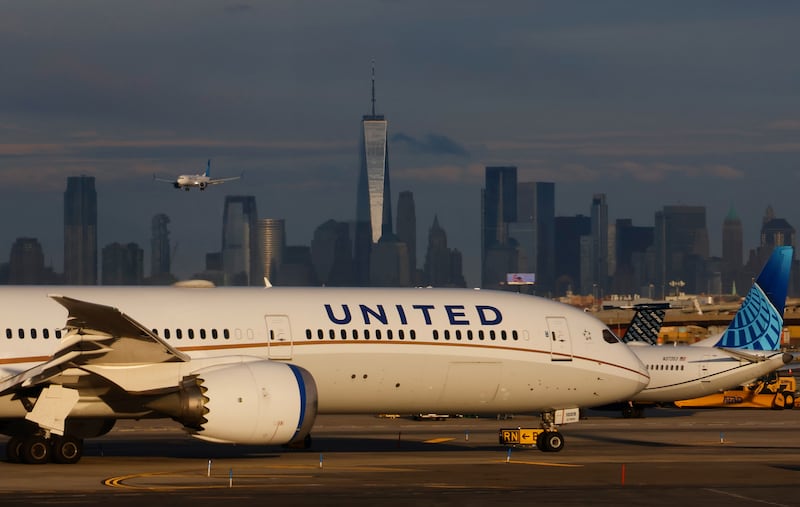 United Airlines jet.