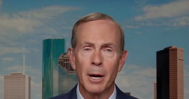 Chevron CEO Downplays Recession Threat, Praises Trump, Urges Caution over Chinese Influence in Venezuela