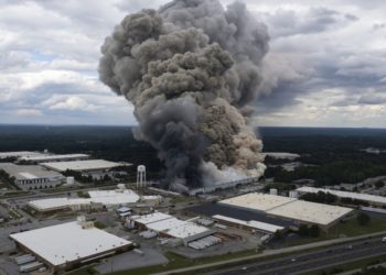 Company decides not to rebuild chlorine plant with history of fires, explosions and toxic clouds