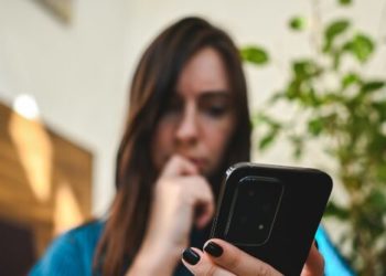 Consumer Alert: DMVs Across the Country Warn of Fake Text Scam Targeting Drivers