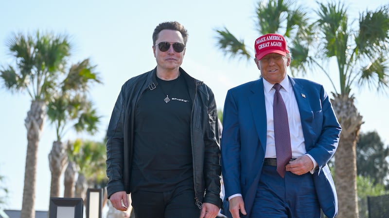 Donald Trump viewed the sixth SpaceX Starship test flight from Texas in November.