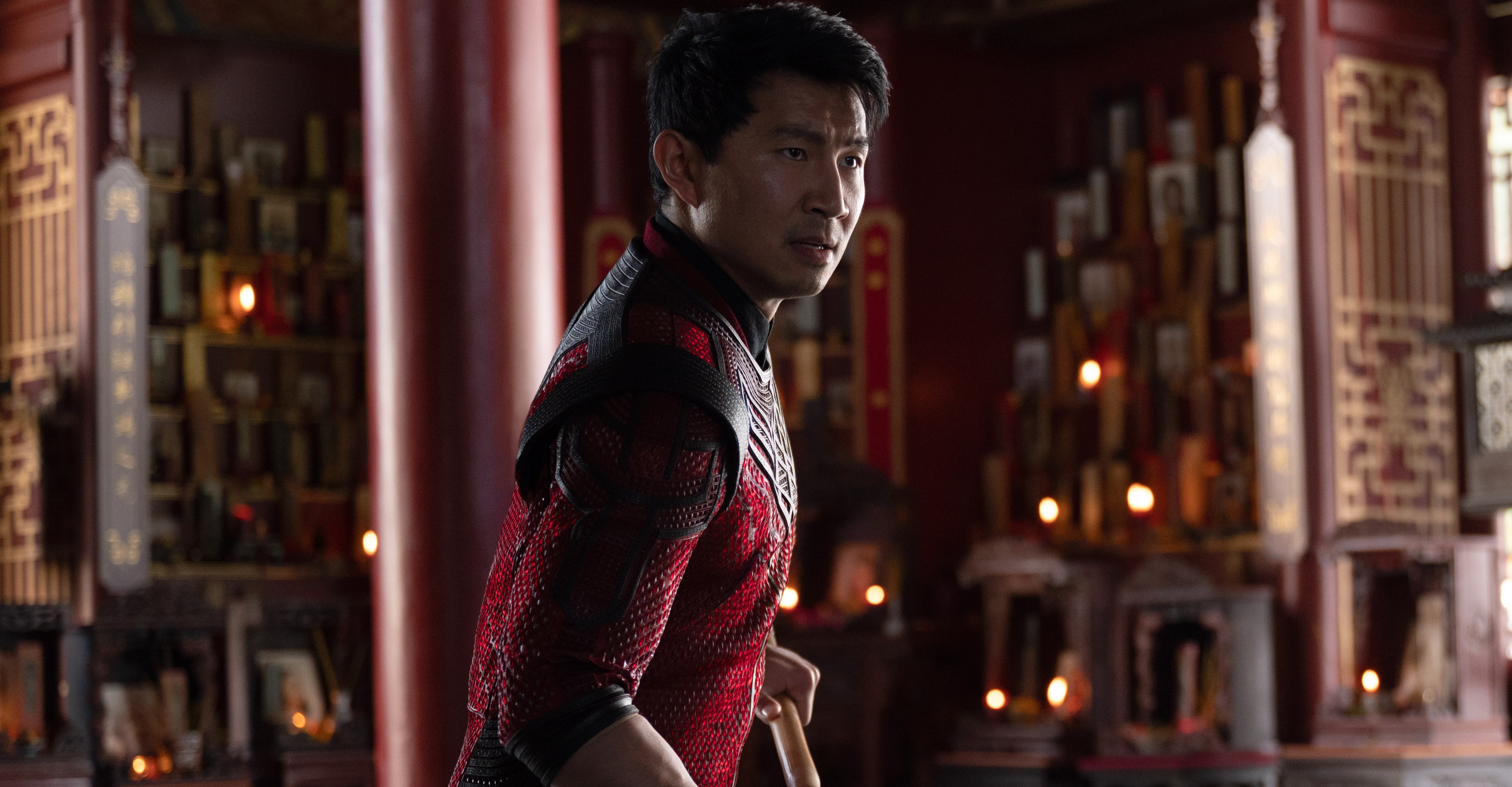 Shang-Chi readies his staff in Shang-Chi and the Legend of the Ten Rings