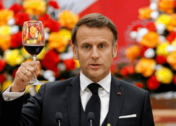 France’s Emmanuel Macron Visits Vietnam, Announces $10 Billion in Tech, Transportation Contracts