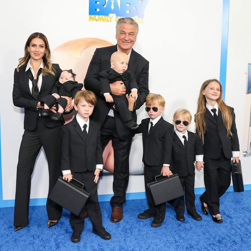 Hilaria Baldwin, Alec Baldwin and their children (L-R) Lucia Baldwin, Rafael Baldwin, Eduardo Baldwin, Leonardo Baldwin, Romeo Baldwin and Carmen Baldwin in 2021.