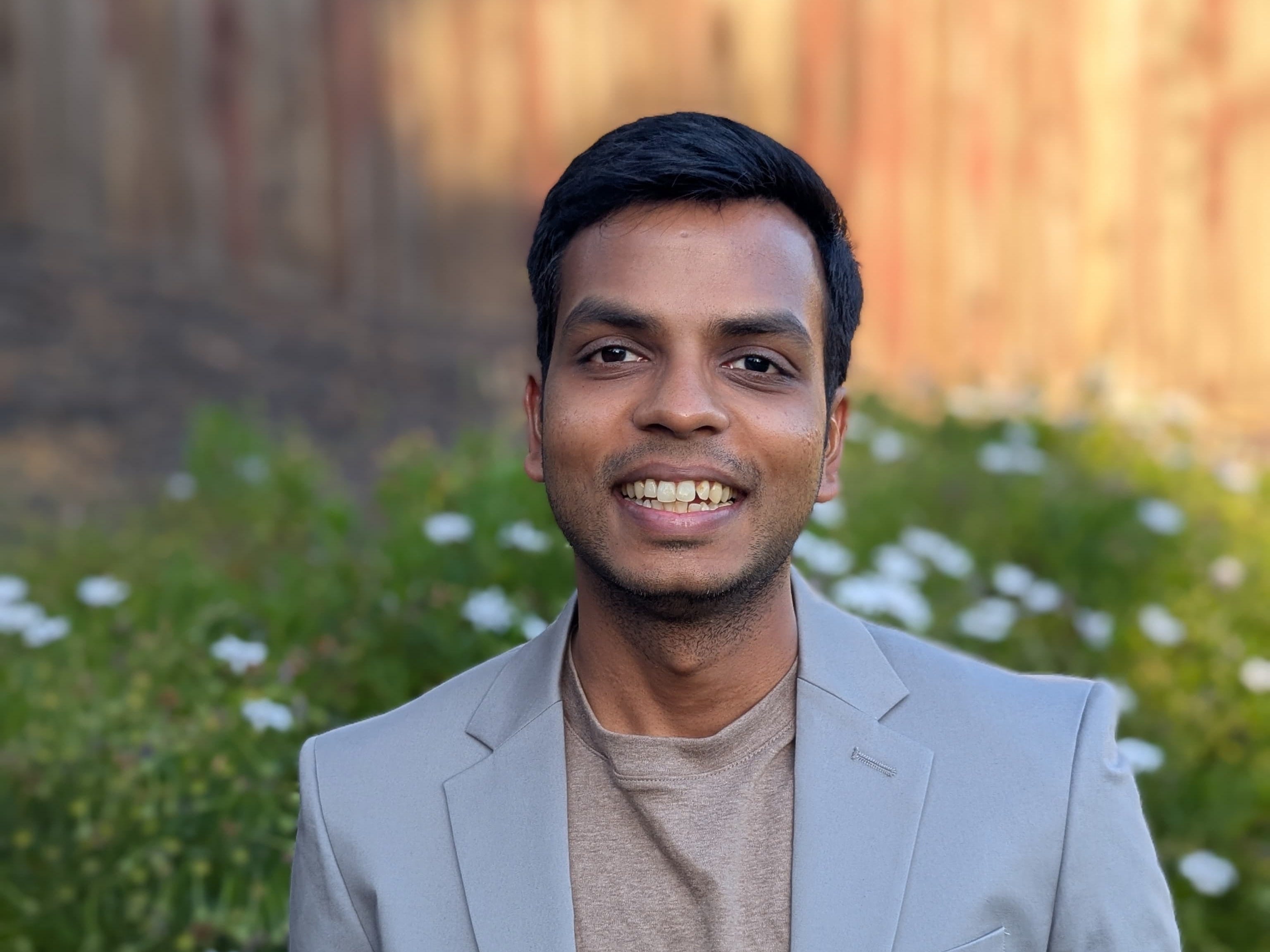 Krishna Ganeriwal headshot
