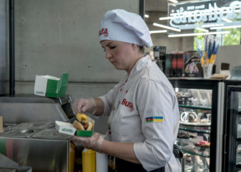 In the Midst of War, a Tale of Hot Dogs