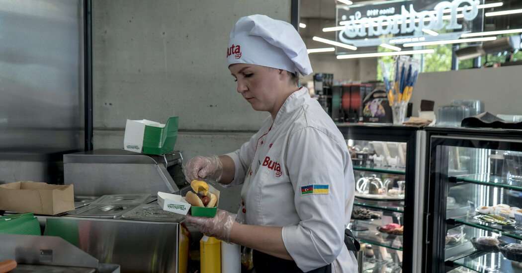 In the Midst of War, a Tale of Hot Dogs