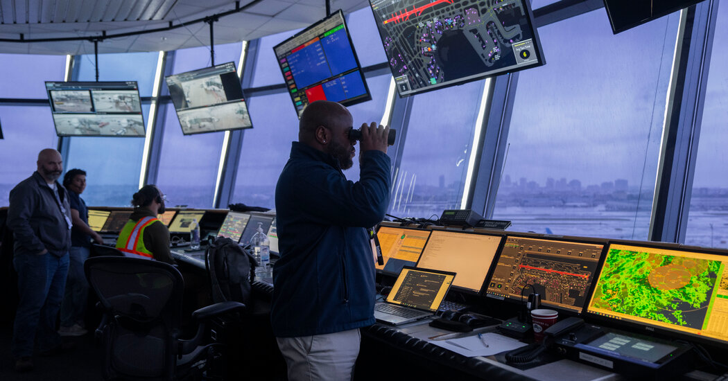 Inside United’s Command Center at Newark Airport