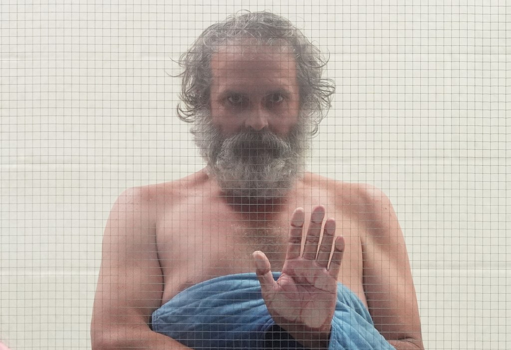 Jennifer Aniston’s Gatecrashing Stalker Is Judged Mentally Incompetent By Expert, But Accused Wants Second Opinion  – Update