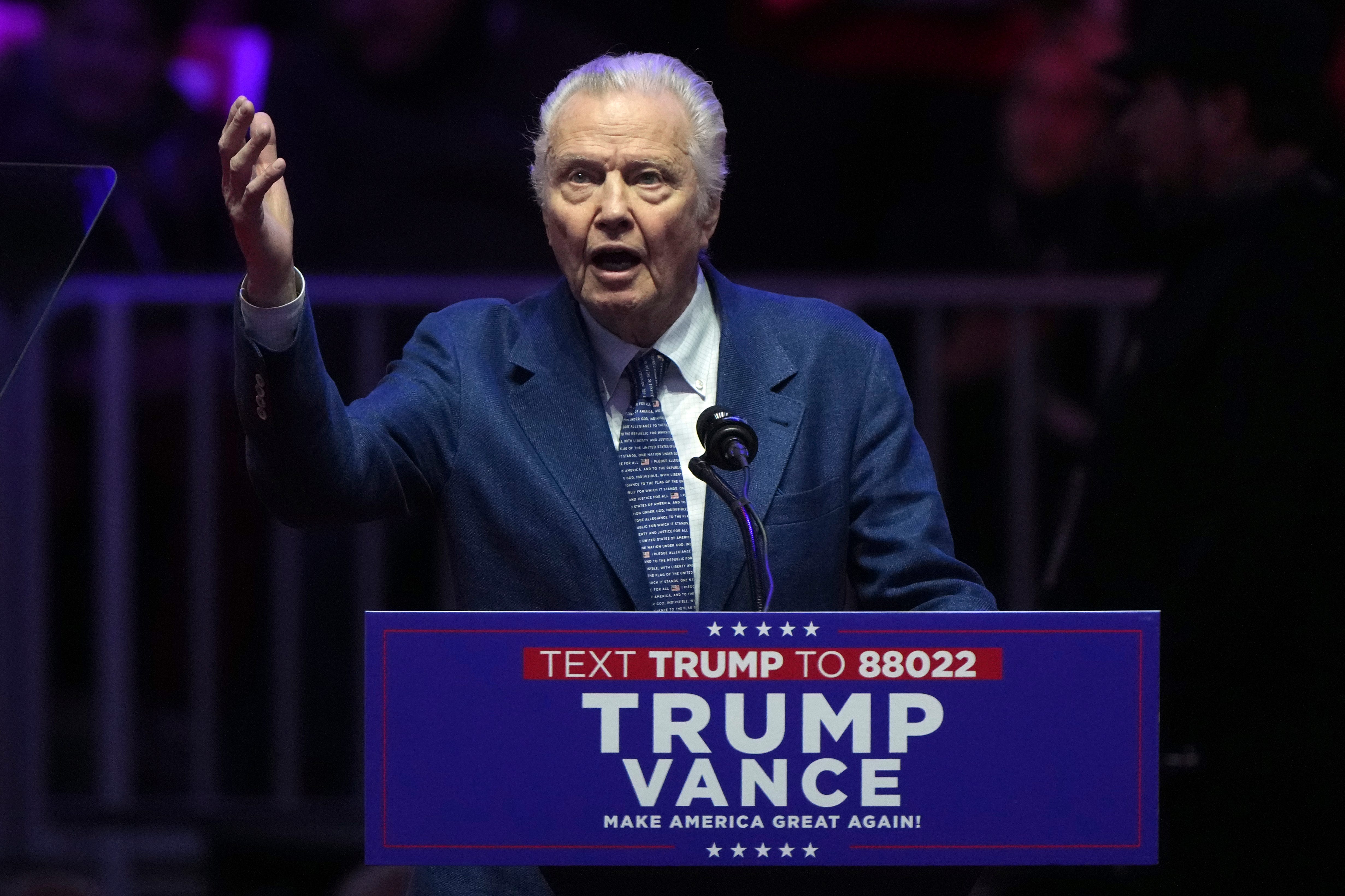 Jon Voight speaking at a Trump rally.
