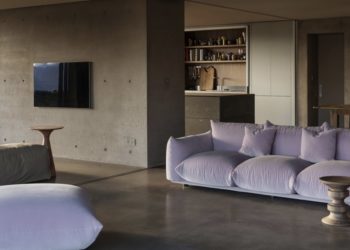 Keshaw McArthur’s Openfield House Merges Geometry With Crown Range’s Stunning Mountainscape