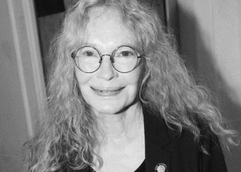 Mia Farrow Absolutely Adores Patti LuPone: “She Cannot Tell a Lie”