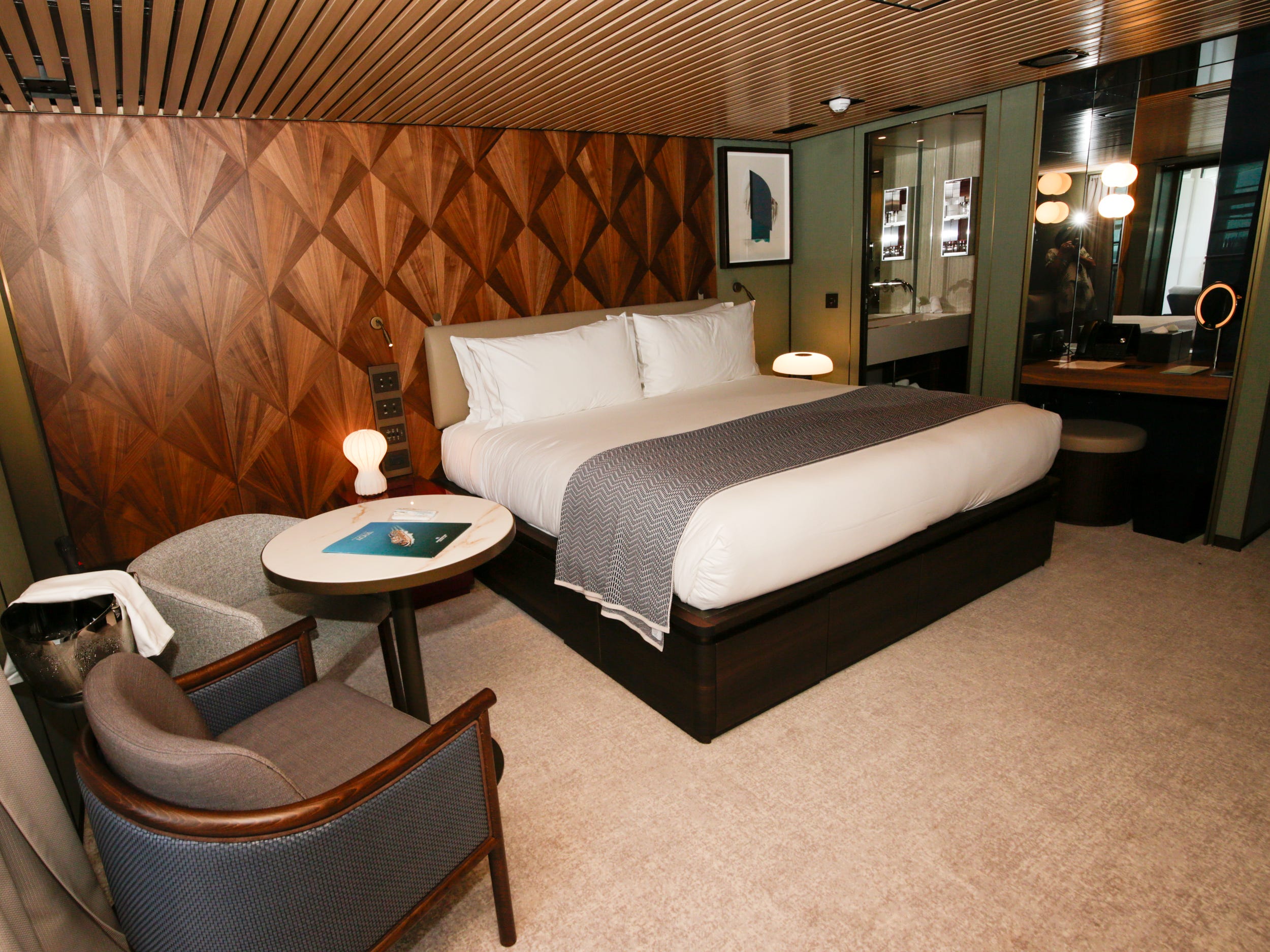 empty Haven Penthouse with balcony on Norwegian Prima