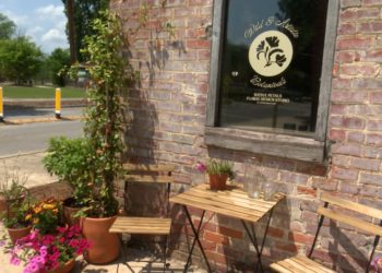 Native Petals Design Studio brings blooming flower business to The Lumberyard