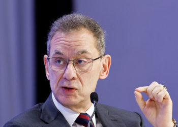 Pfizer CEO Albert Bourla Praises Trump but Warns Against Tariffs: Chinese Biotech Science Progressing at ‘Speed of Light’