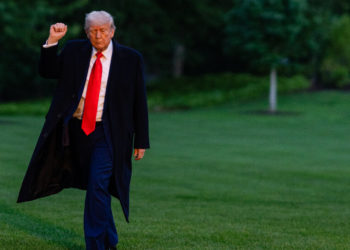 Pivoting From Tax Cuts to Tariffs, Trump Ignores Economic Warning Signs