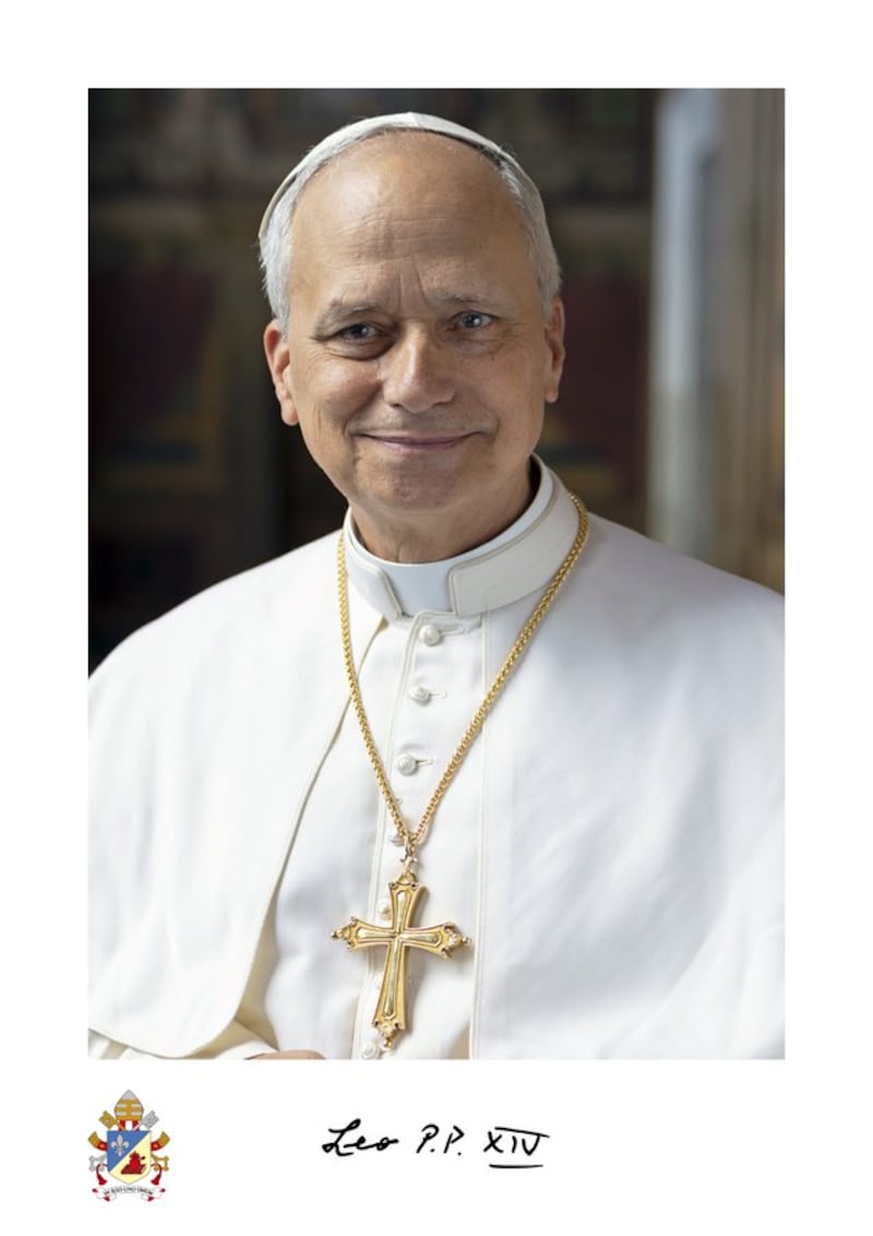 Pope Leo XIV's official portrait.
