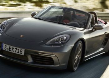 Porsche To Phase Out Gas-Powered Boxsters and Caymans by End of the Year