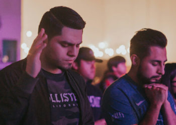 Report: Young People Are Leading Christianity’s Comeback Across U.S.