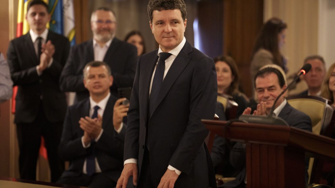 Romania’s new president is sworn in as a political crisis eases, but challenges loom