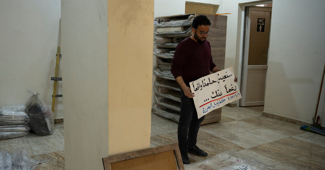 Syrians Rush to Preserve Remembrances of a Painful Revolution