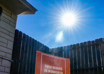 Texas Bill Would Require Solar Power Plants to Have Gas and Coal Backup