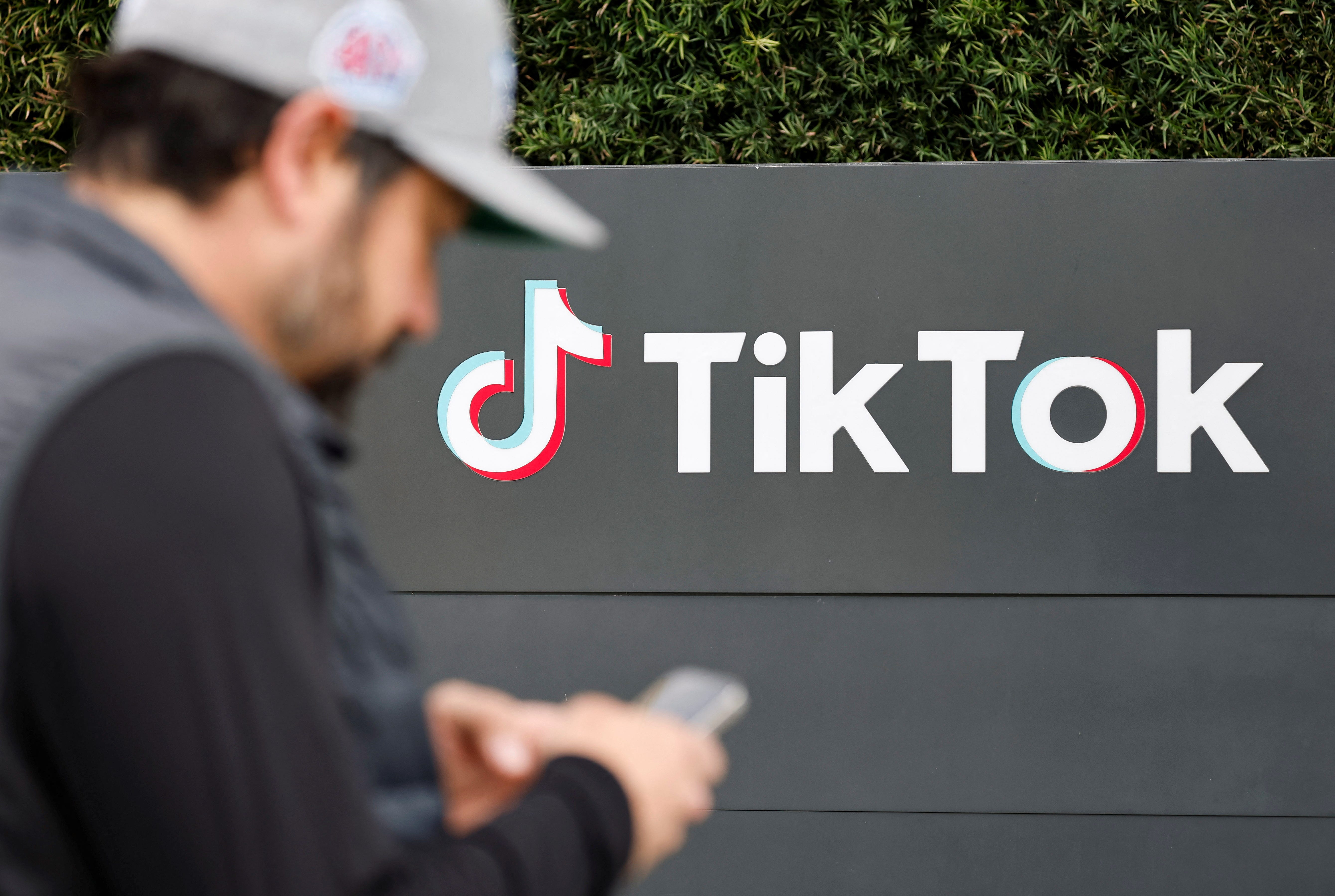 TikTok logo