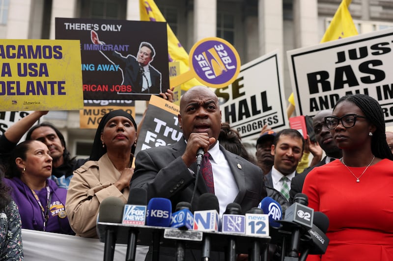 Ras Baraka, Mayor of Newark and New Jersey's Democratic candidate for governor, speaks outside the Newark Federal Courthouse, in Newark, New Jersey, U.S., May 15, 2025. REUTERS/Jeenah Moon