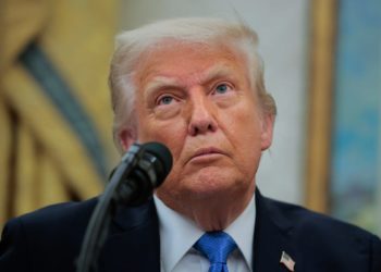 Trump threatens 25% tariffs on iPhones and 50% levies against Europe, quickly tanking stocks