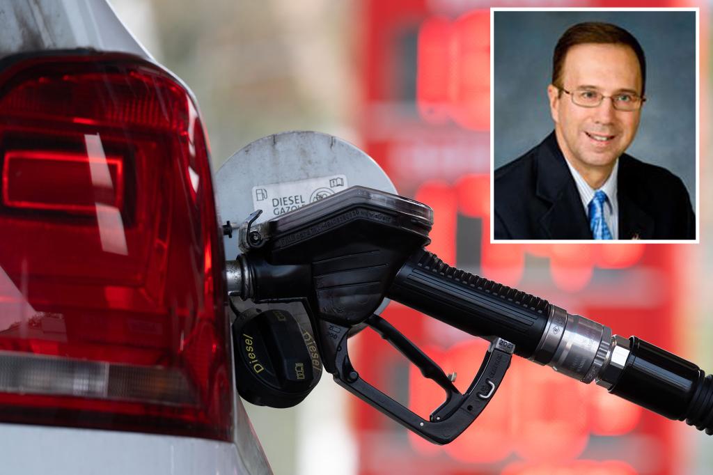 Upstate lawmaker pushing bill to allow hands-free gas pumps in New York like rest of United States