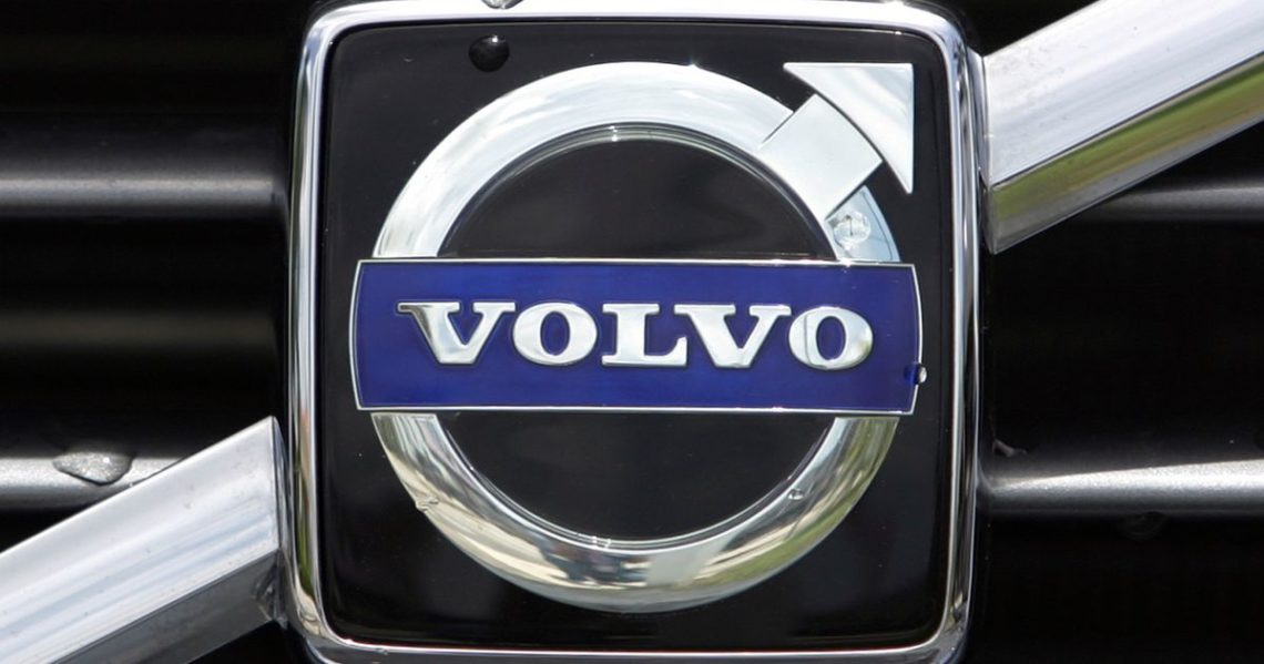 Volvo Cars cutting 3,000 jobs to reduce costs