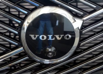 Volvo to cut 3,000 jobs amid trade uncertainty