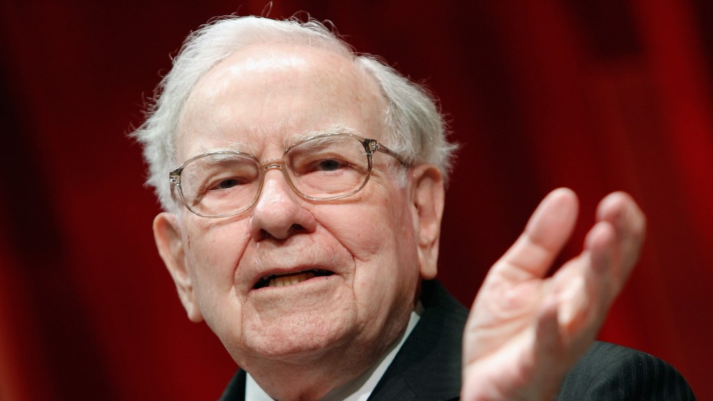 Warren Buffett Announces He’s Stepping Down As Berkshire Hathaway CEO