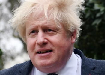 We didn’t have the balls to fully back Ukraine under Joe Biden, says Boris Johnson