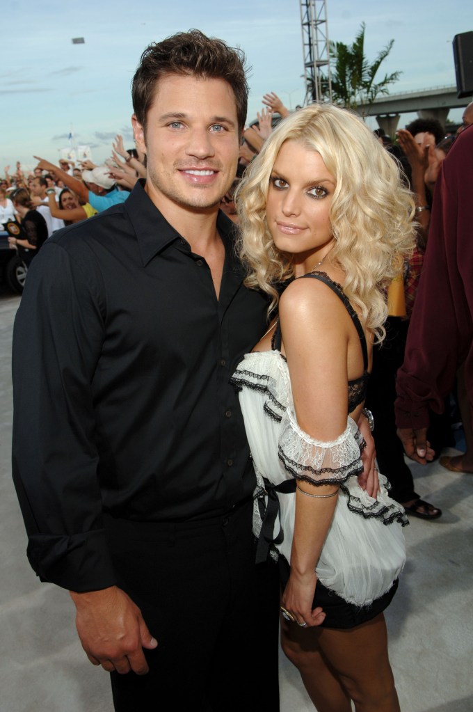 Nick Lachey and Jessica Simpson during 2005 MTV Video Music Awards 