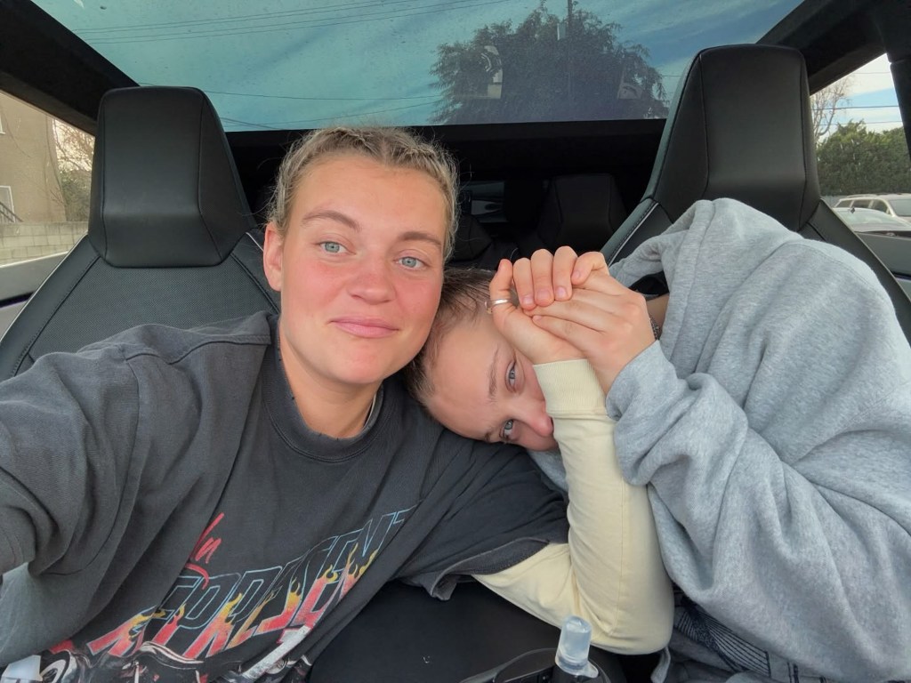 JoJo Siwa and Kath Ebbs