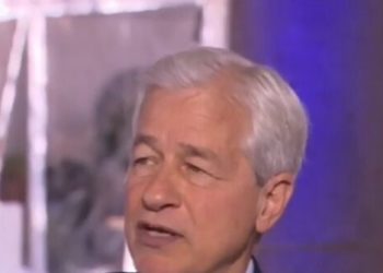 JPMorgan Chase’s Dimon: We Should Be Stockpiling Tanks, Missiles — Not Bitcoins