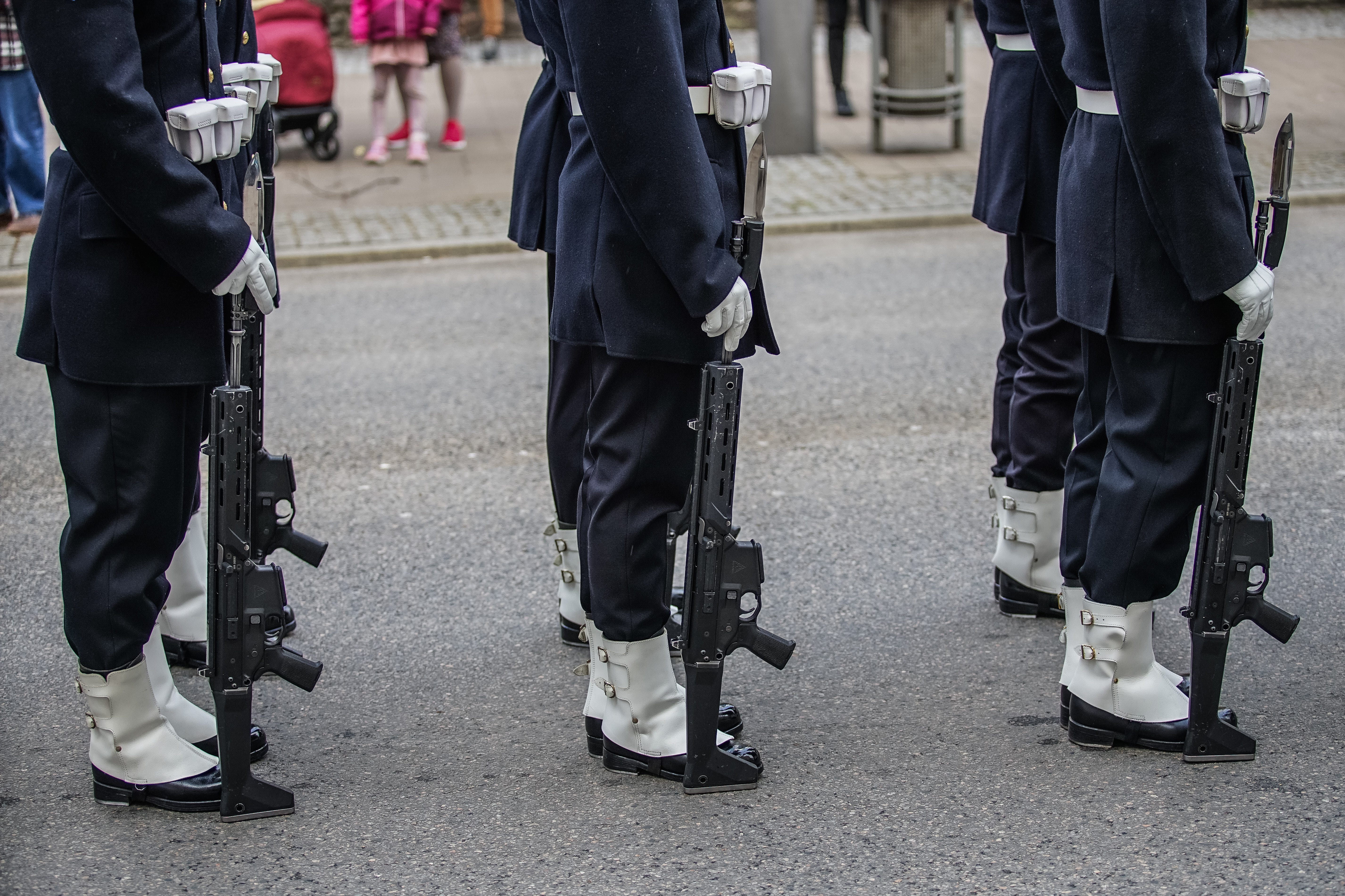 Polish soldiers hold the FB Radom MSBS Grot in April 2022 in Gdynia, Poland.