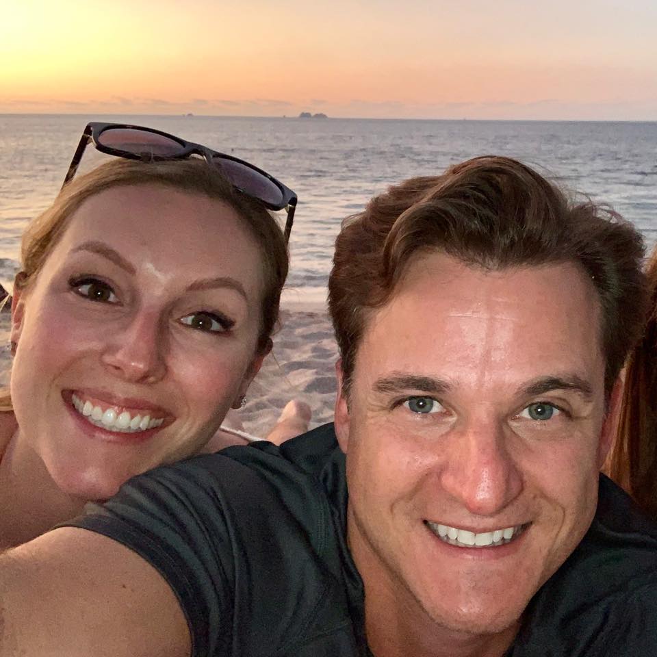Selfie of Gerhardt and Arielle Konig at the beach.