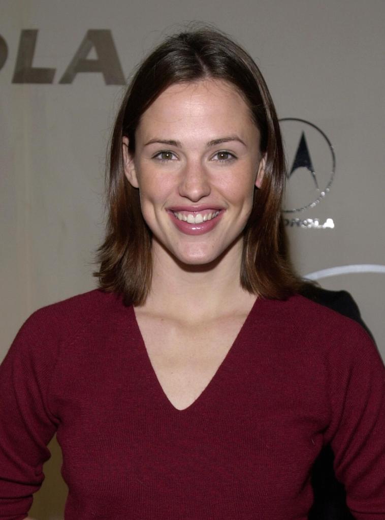 Jennifer Garner smiling in 2000.