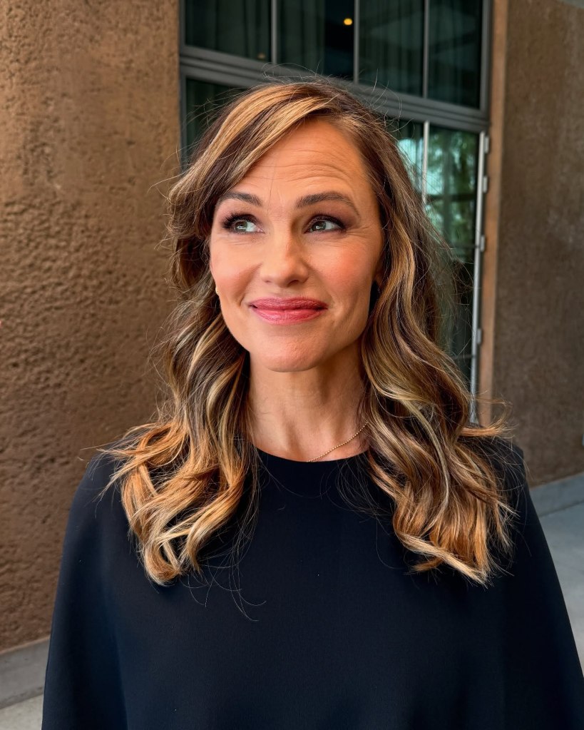 Jennifer Garner smiling.