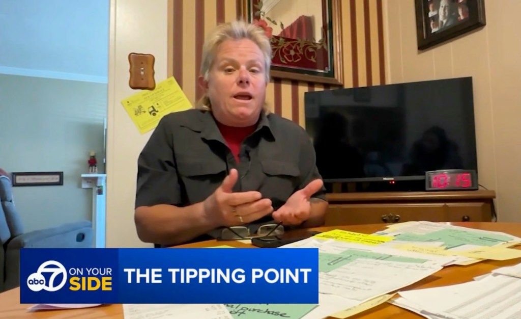 Linda Mathiesen left the huge tip by accident. 
