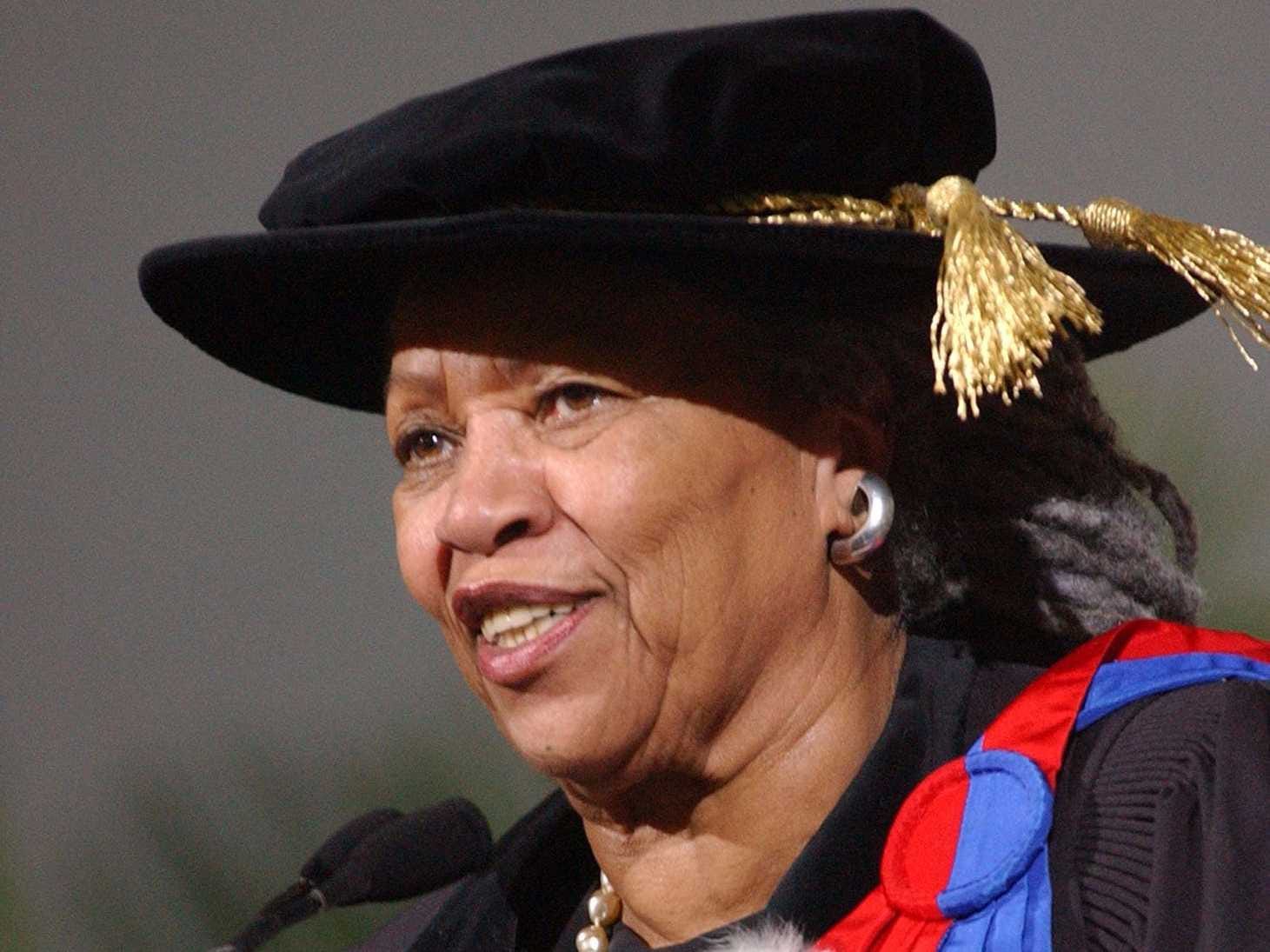 Toni Morrison Graduation Wellesley