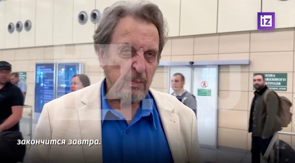 Errol Musk, Elon Musk's father, at an airport.