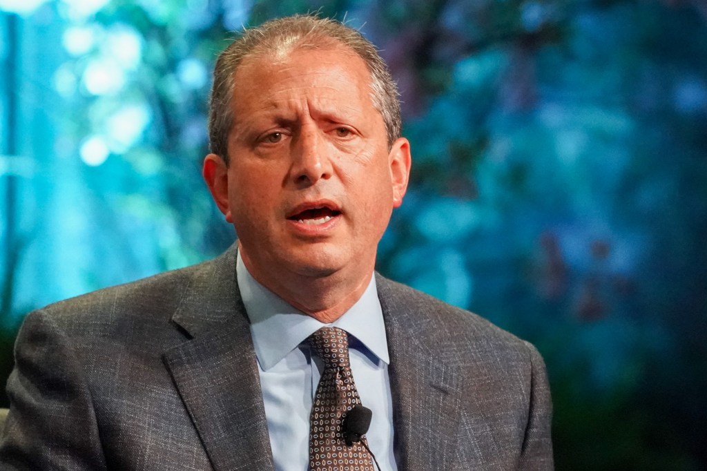 Brad Lander, NYC mayoral candidate, speaking at a meeting.