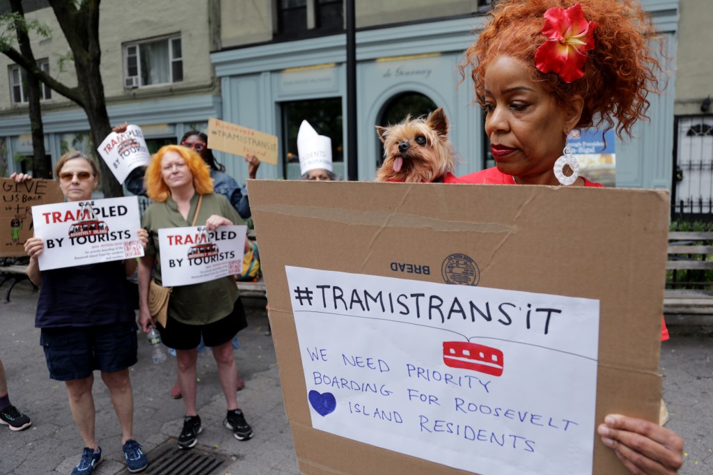 Protestors rally for priority boarding for Roosevelt Island residents on the Tram.