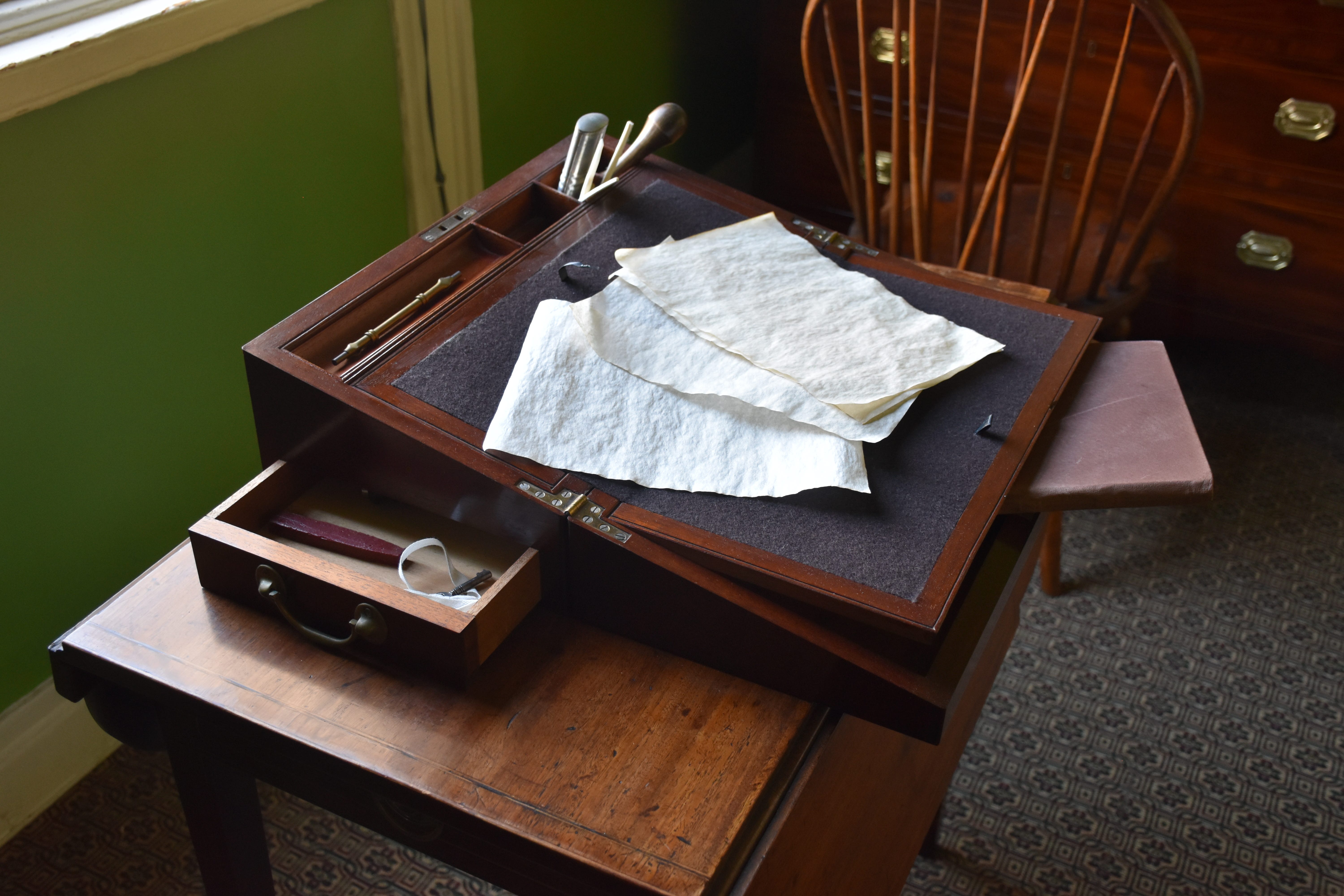 A replica of Alexander Hamilton's travel desk.