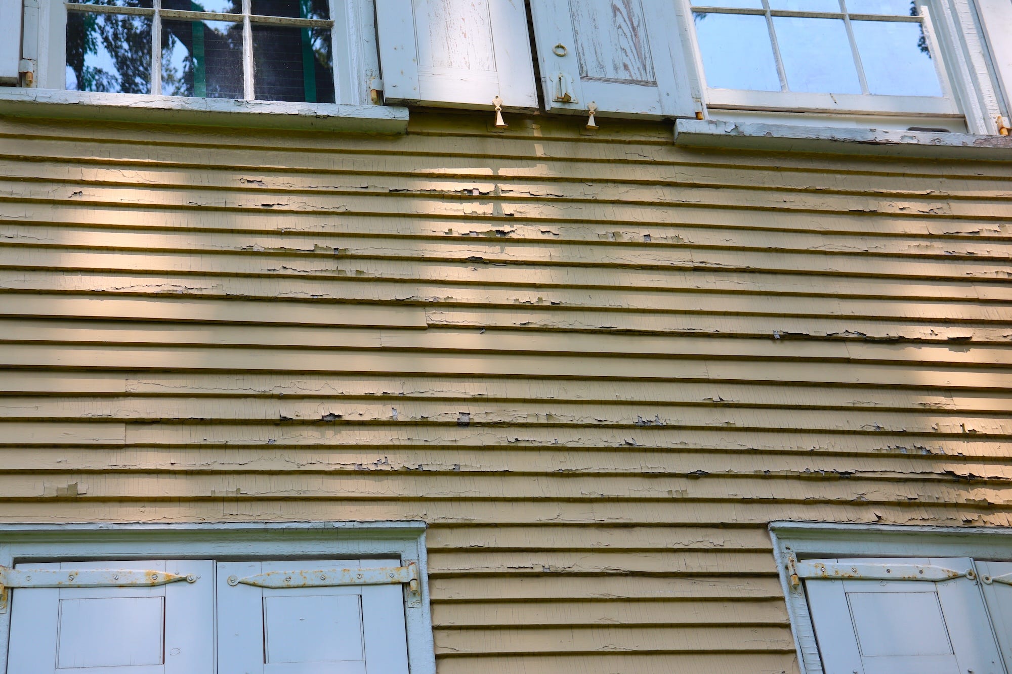 Siding on Hamilton Grange.