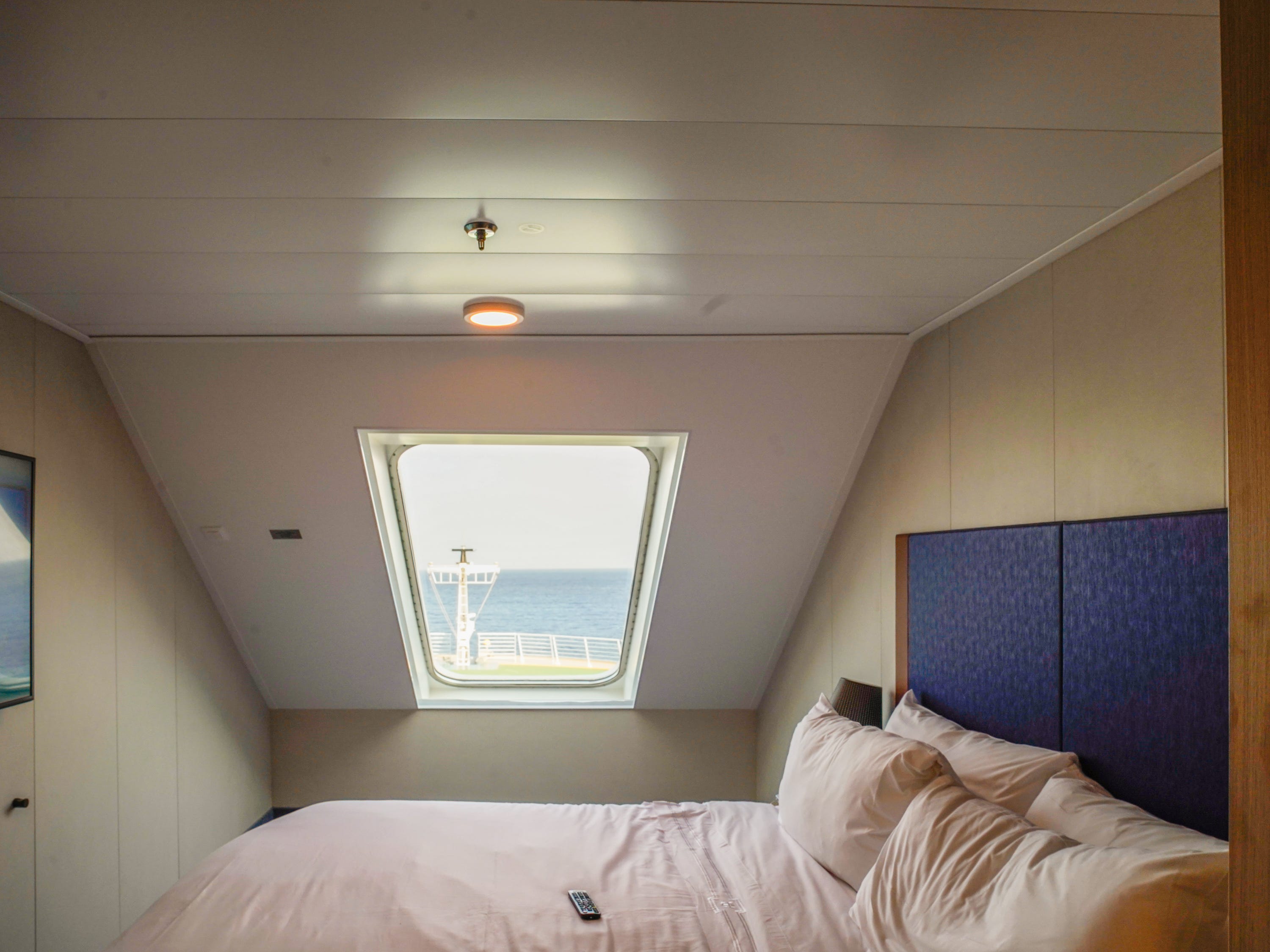 Inside oceanview stateroom on Royal Caribbean